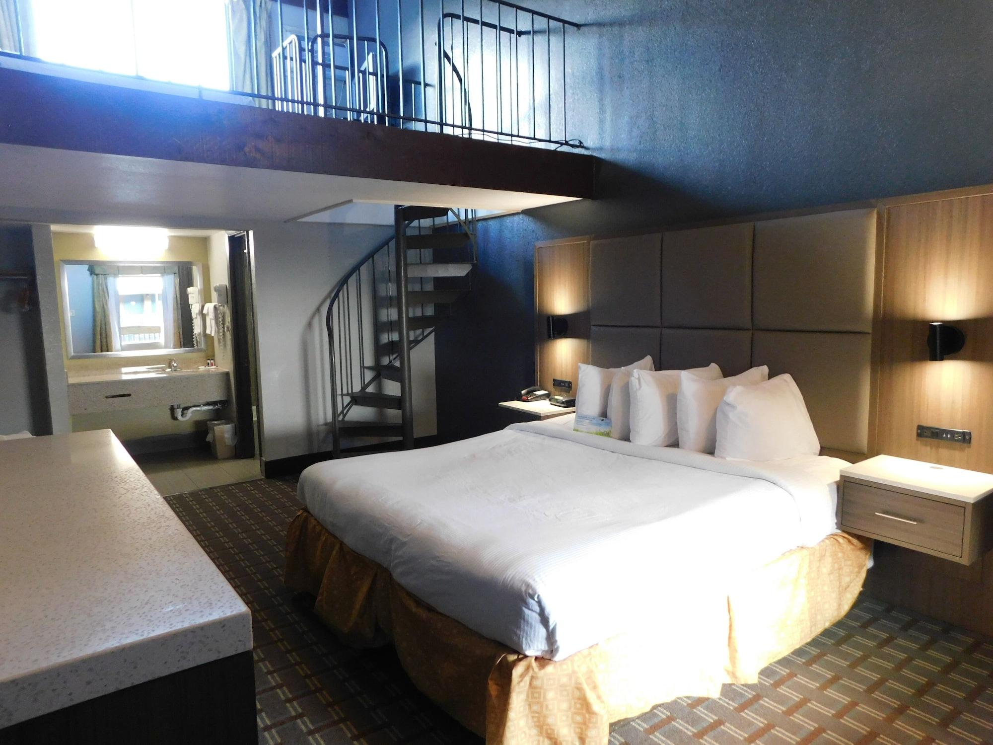 Days Inn & Suites By Wyndham Downtown Gatlinburg Parkway Экстерьер фото
