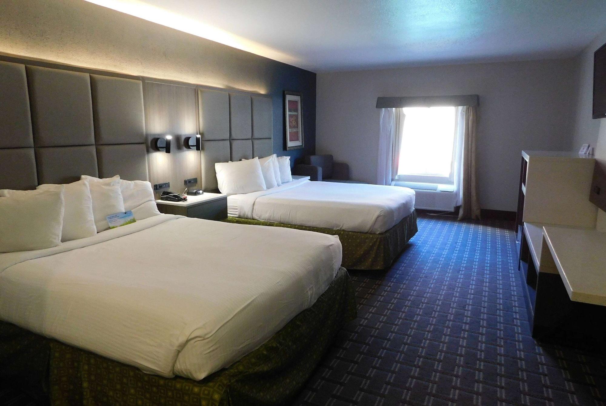 Days Inn & Suites By Wyndham Downtown Gatlinburg Parkway Экстерьер фото