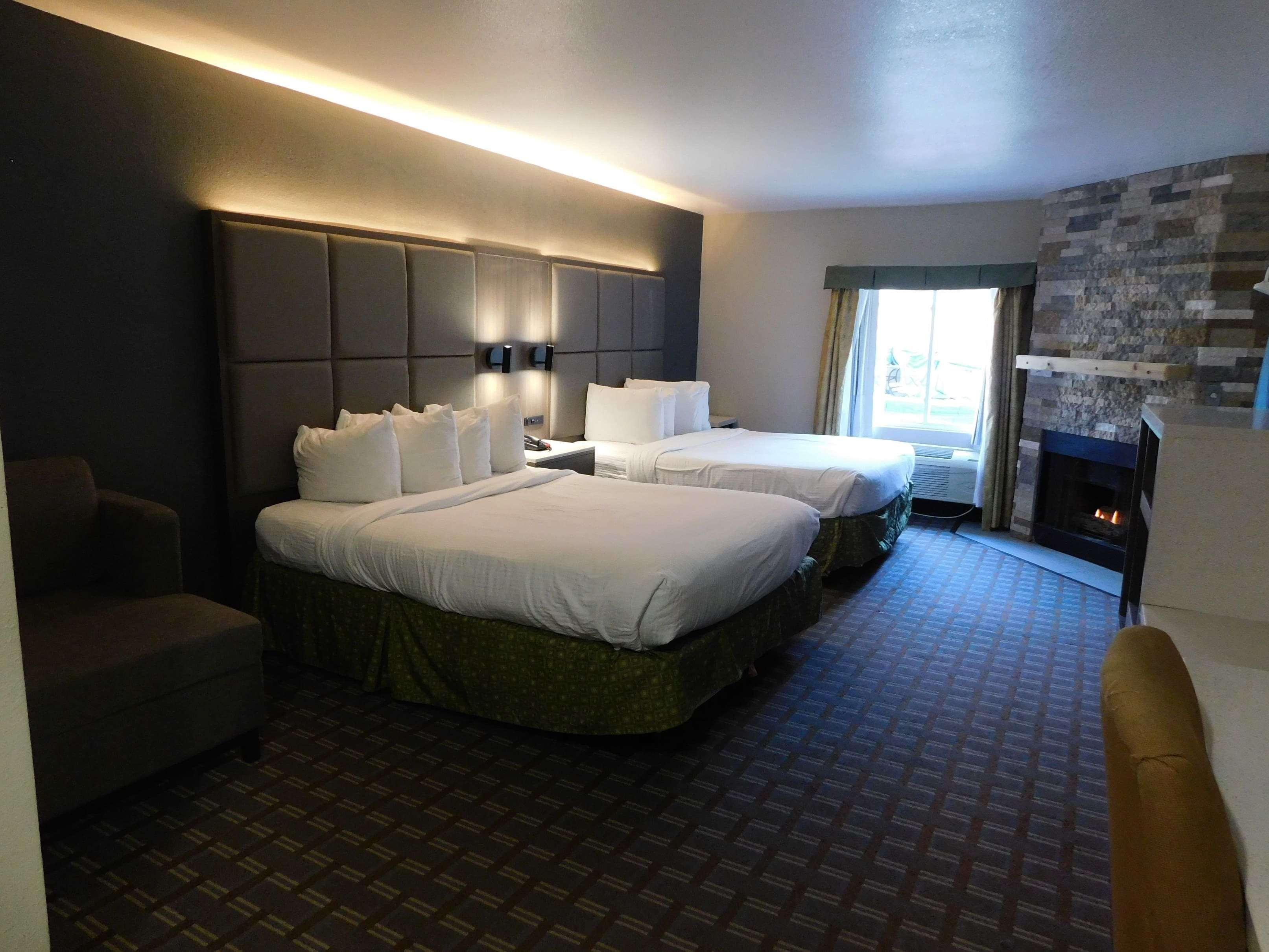 Days Inn & Suites By Wyndham Downtown Gatlinburg Parkway Экстерьер фото